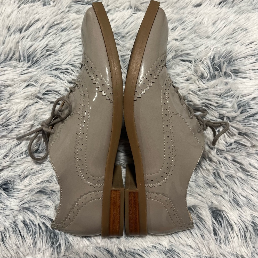 Brand New Franco Sarto "Imagine" Gray Patent Leather Wingtip Oxford Shoes 8M - Picture 3 of 16